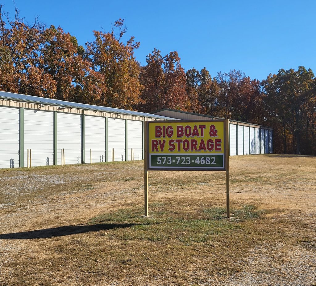 big_boat_rv_storage_image Boat and RV Storage Unit